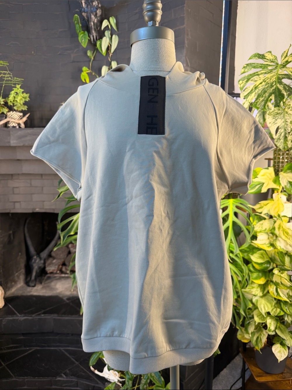 Women’s Beige Short-Sleeve Hoodie Tee
